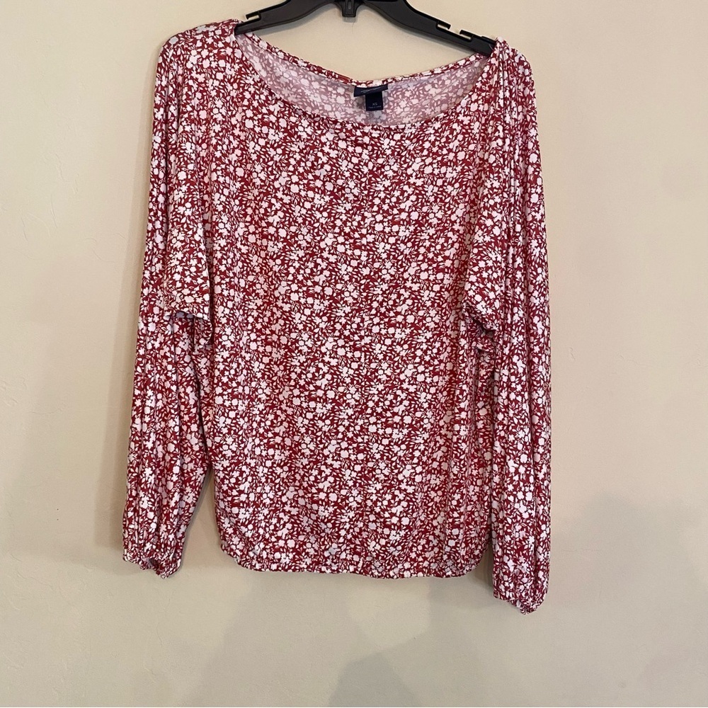 Day trip oversized long sleeve top with red‎ and white flowers size XS